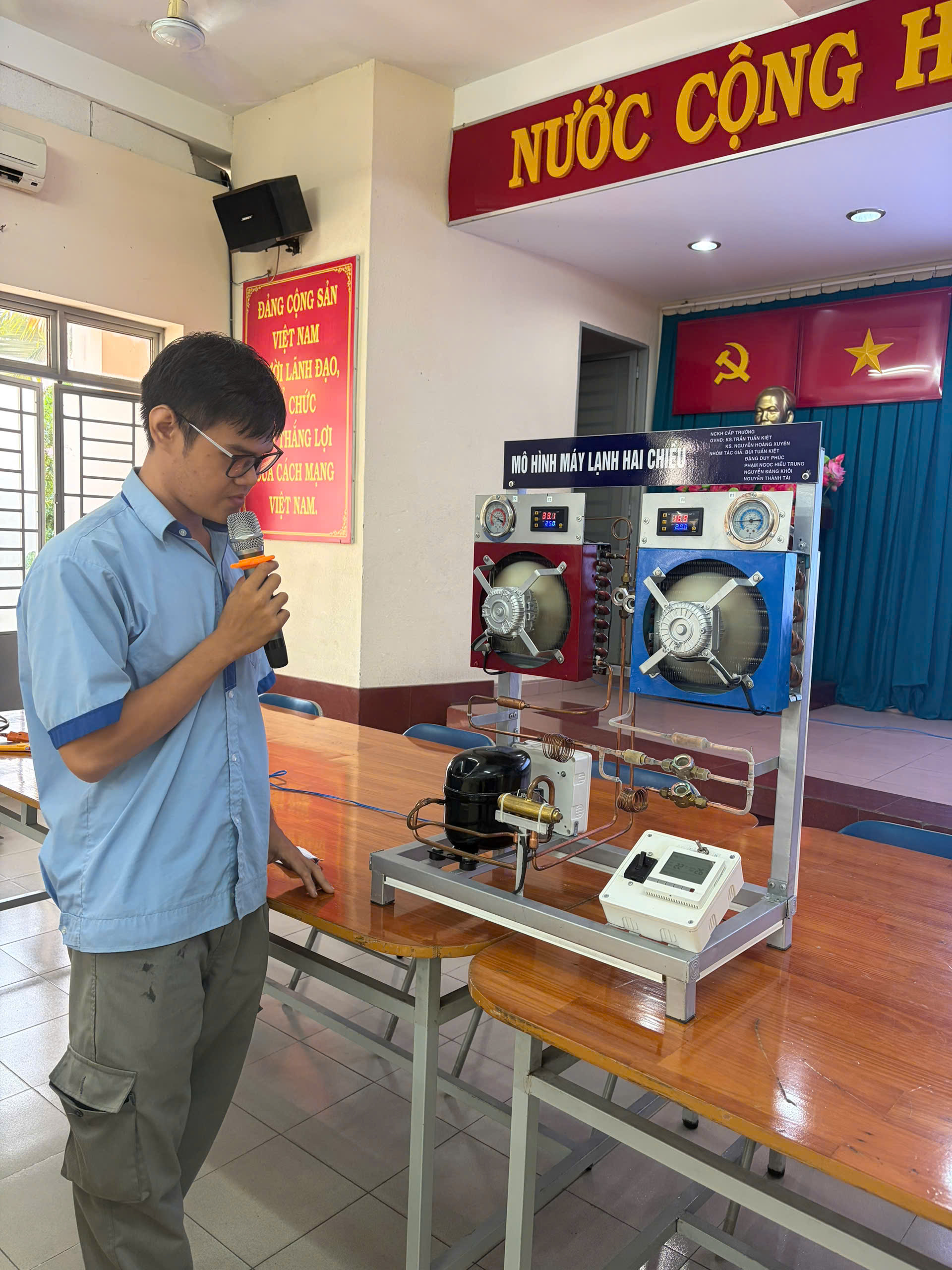 KHƠI DẬY ĐAM MÊ NGHIÊN CỨU KHOA HỌC, PHÁT HUY TINH THẦN SÁNG TẠO TRONG HỌC SINH, SINH VIÊN
